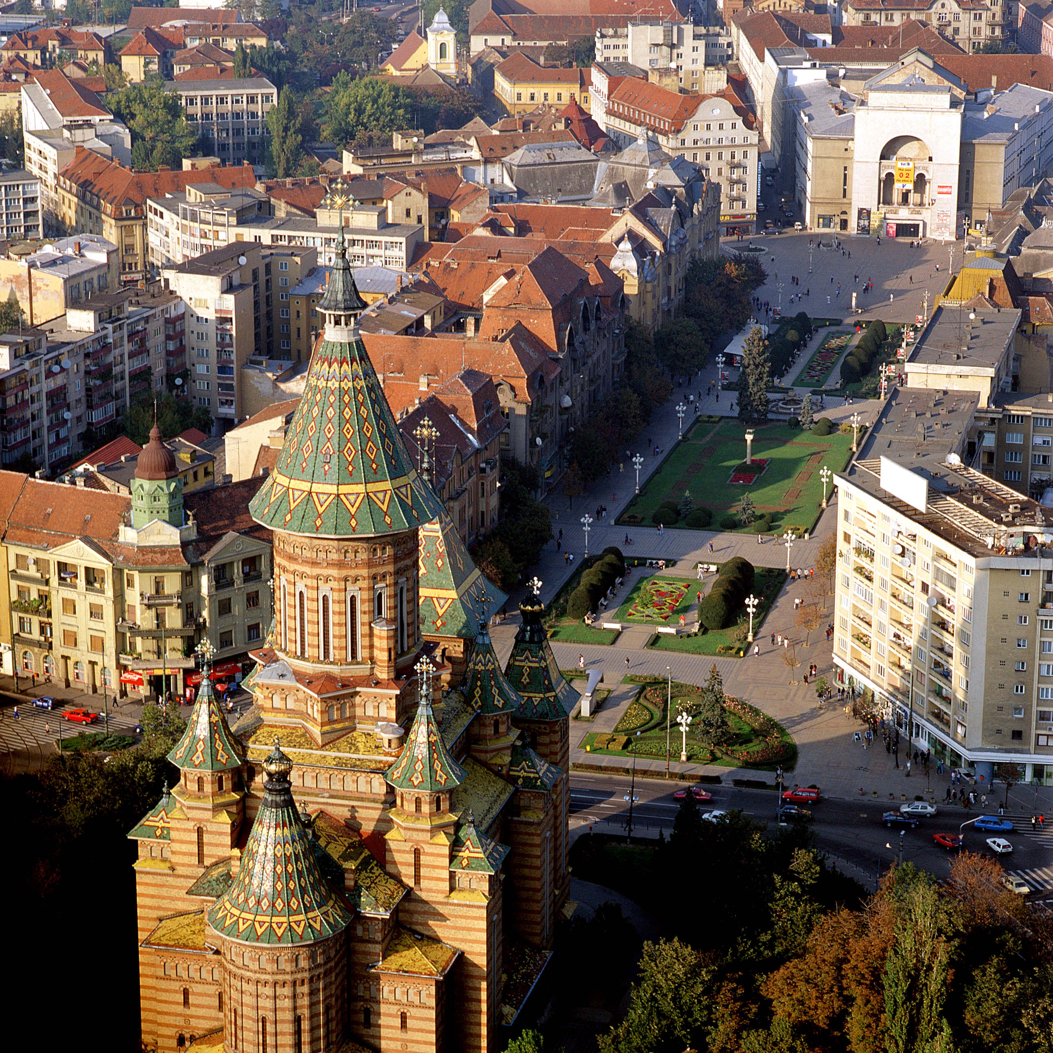 http://www.seebtm.com/wp-content/uploads/Romanian-Orthodox-Metropolitan-Cathedral-Timisoara.jpg