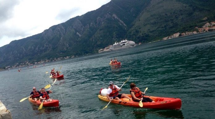 kayaking activities through Boka bay