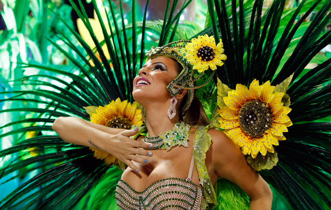  Gifts Delight Laminated 36x24 Poster: Rio De Janeiro - Brazil  Carnival Costumes - Brazilian Carnival Costume PhotosBrazil My Country:  Posters & Prints