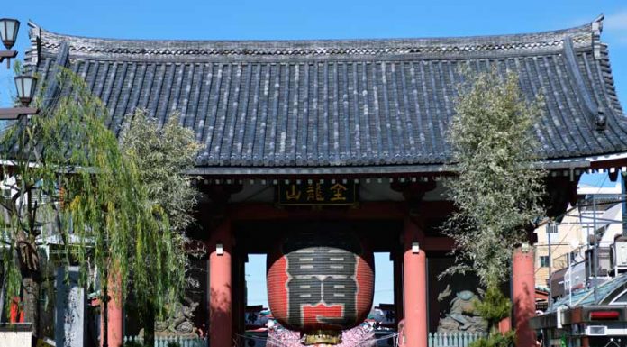 Sensoji Temple in Tokyo, credit JNTO